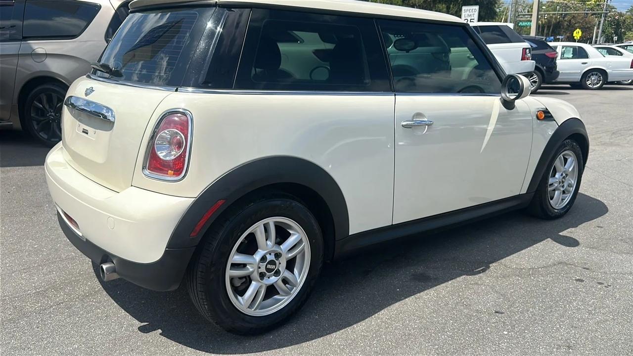 MINI Cooper Hardtop  2013