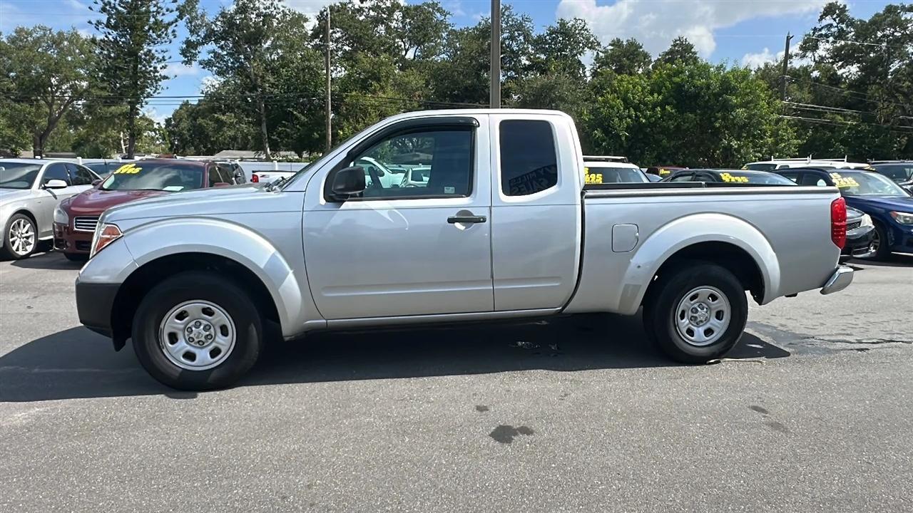 Nissan Frontier 2WD XE King Cab I4 Auto 2005