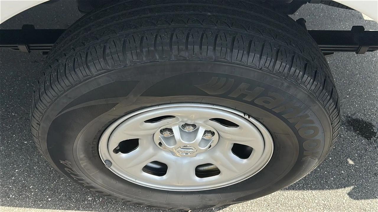 Nissan Frontier 2WD XE King Cab I4 Auto 2005