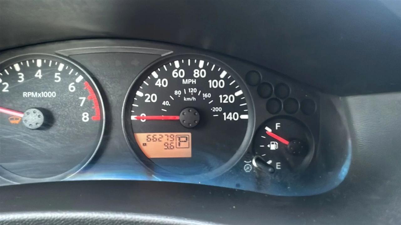 Nissan Frontier 2WD XE King Cab I4 Auto 2005