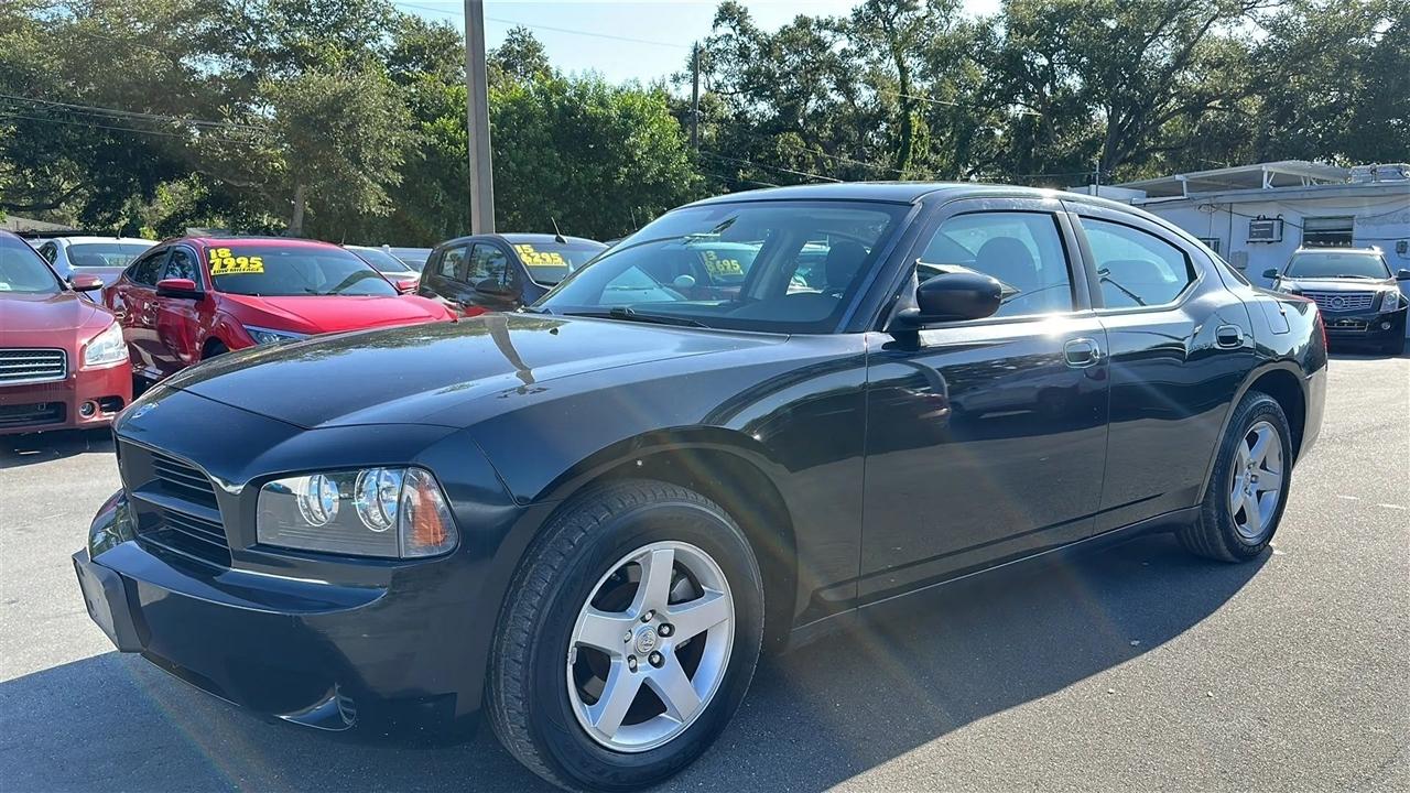 Dodge Charger 4dr Sdn SE RWD 2009