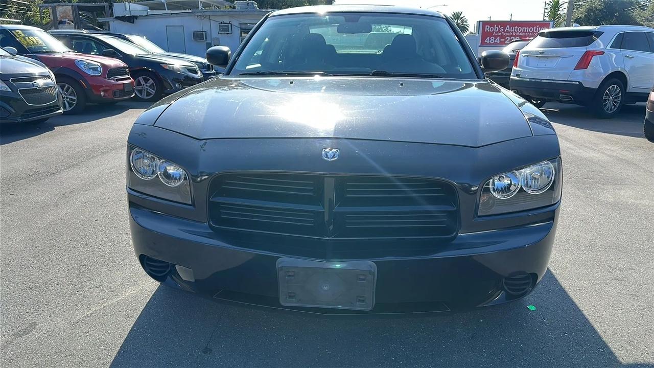 Dodge Charger 4dr Sdn SE RWD 2009