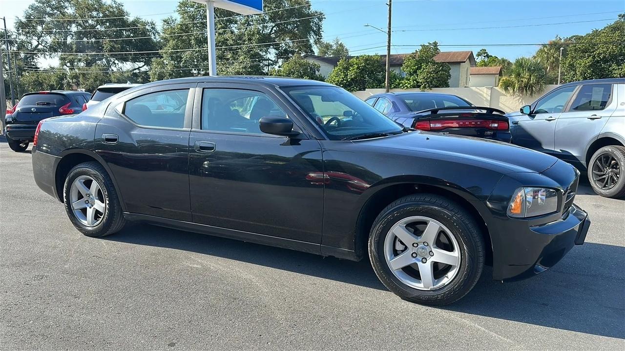 Dodge Charger 4dr Sdn SE RWD 2009