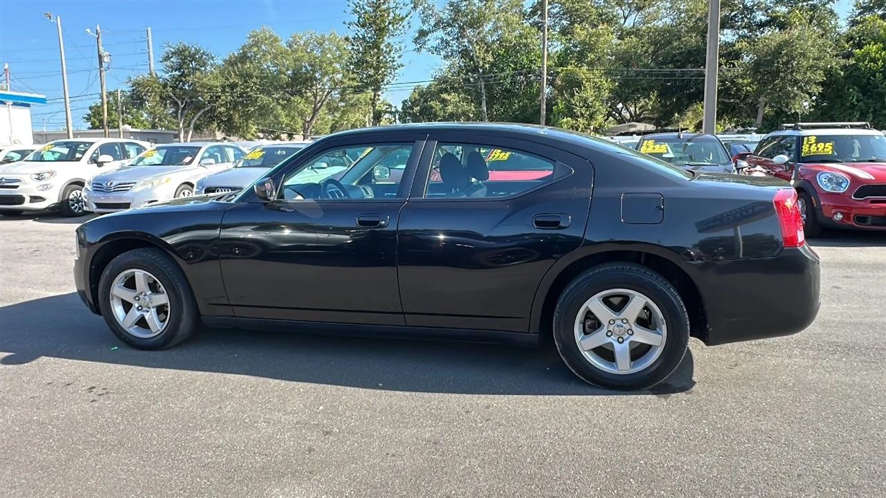 Dodge Charger 4dr Sdn SE RWD 2009
