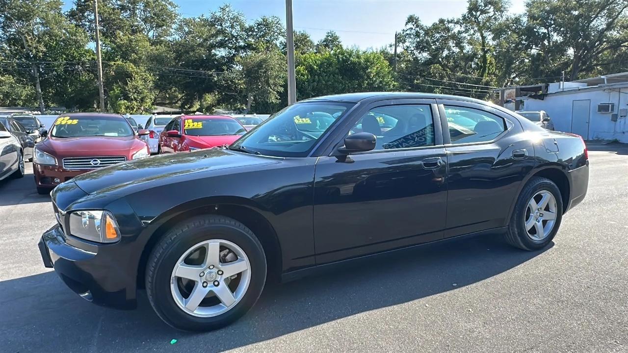 Dodge Charger 4dr Sdn SE RWD 2009