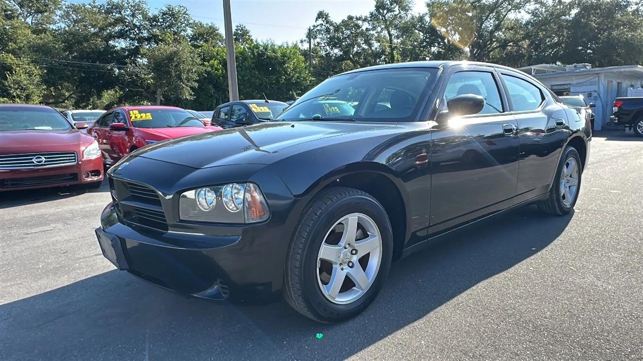 Dodge Charger 4dr Sdn SE RWD 2009