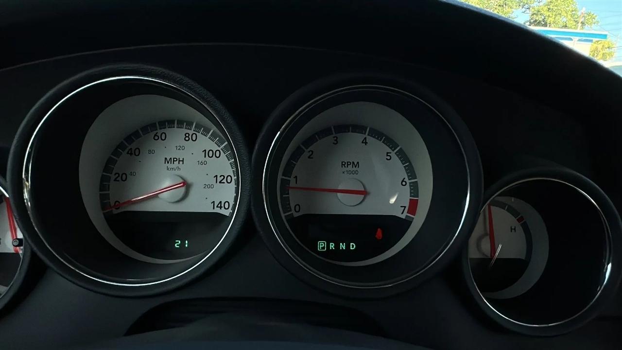 Dodge Charger 4dr Sdn SE RWD 2009