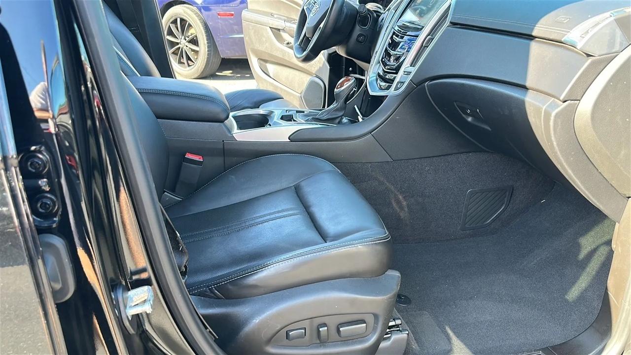 Cadillac SRX FWD 4dr Performance Collection 2014