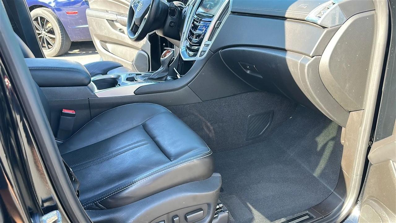 Cadillac SRX FWD 4dr Performance Collection 2014