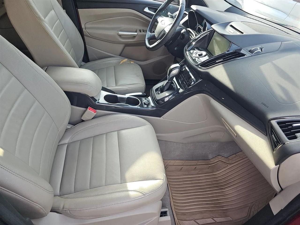 Ford Escape  2014