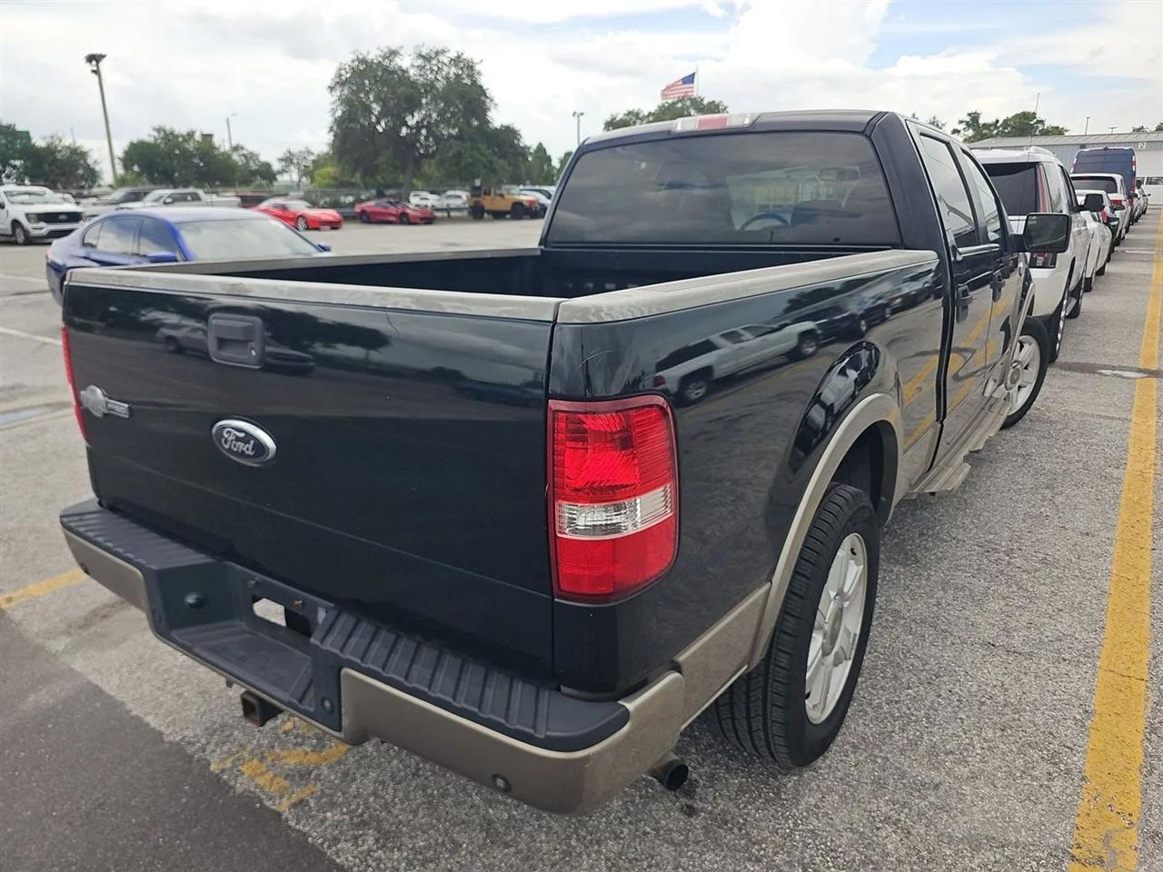 Ford F-150 SuperCrew 139" King Ranch 2006