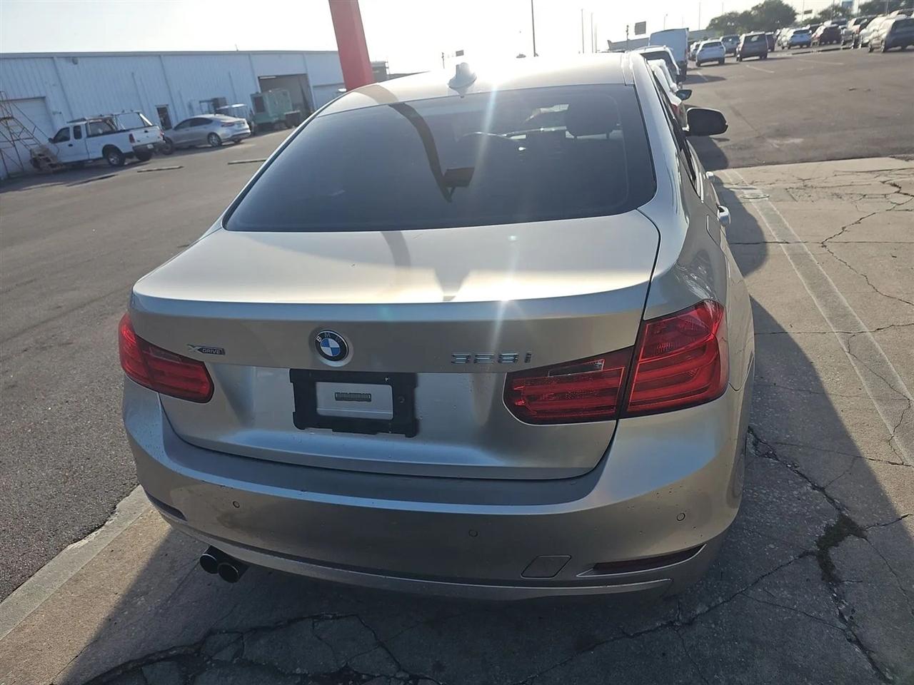 BMW 3 Series 4dr Sdn 328i xDrive AWD SULEV South Africa 2013