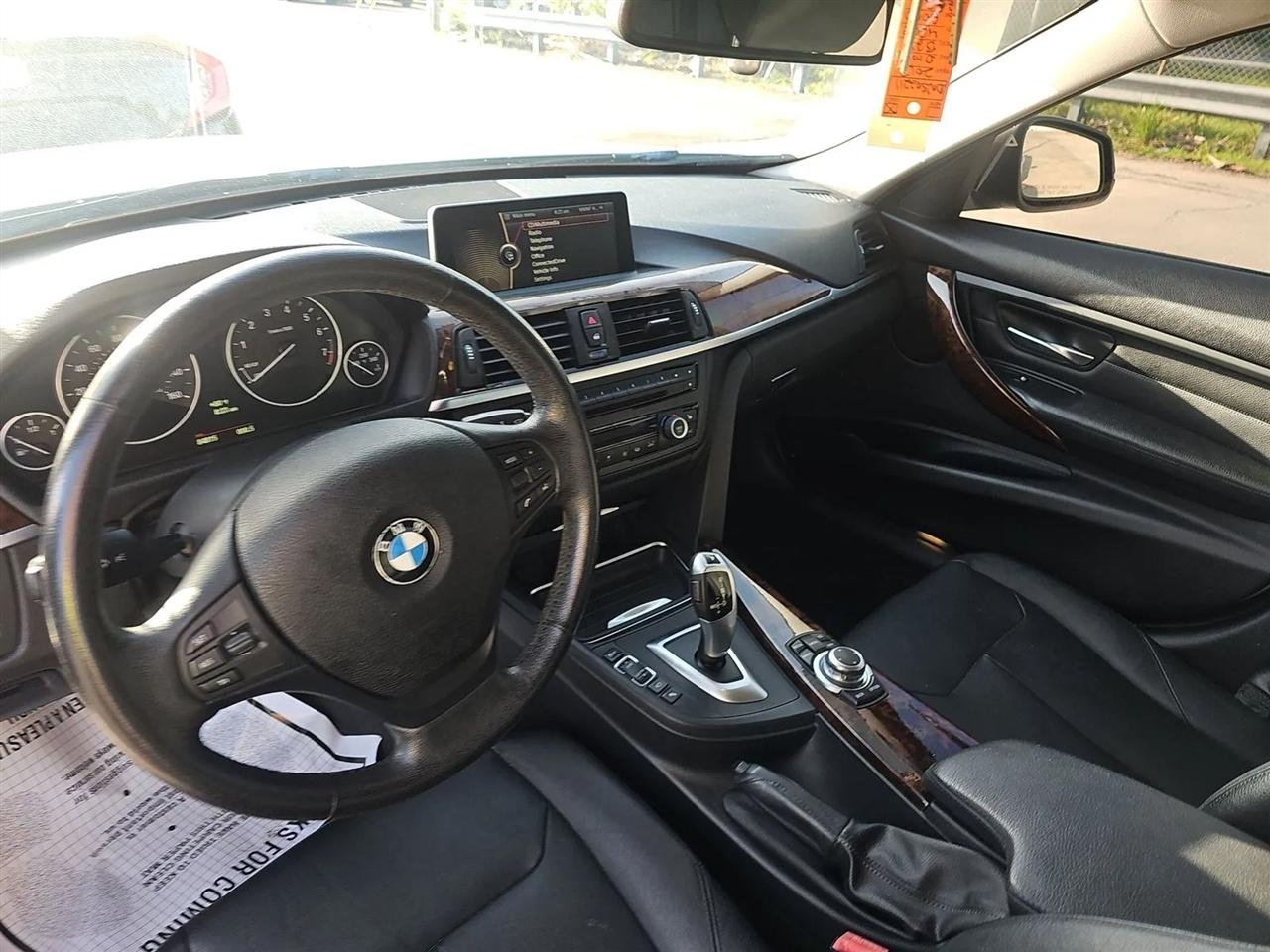BMW 3 Series 4dr Sdn 328i xDrive AWD SULEV South Africa 2013