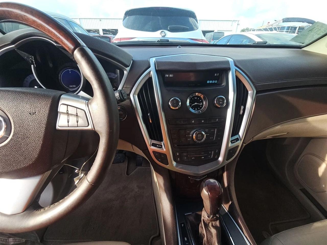 Cadillac SRX FWD 4dr Performance Collection 2011