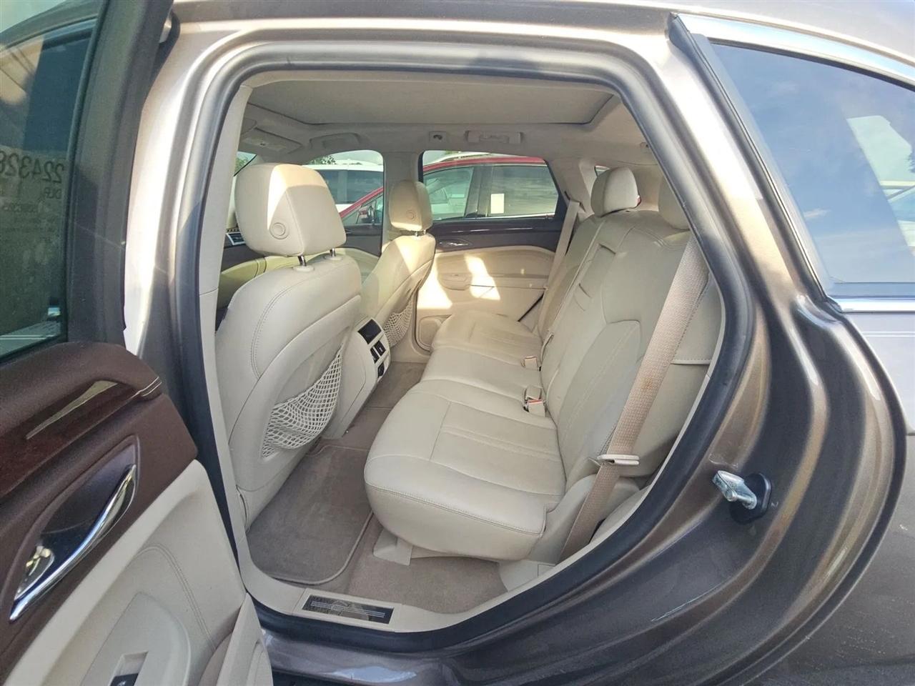 Cadillac SRX FWD 4dr Performance Collection 2011