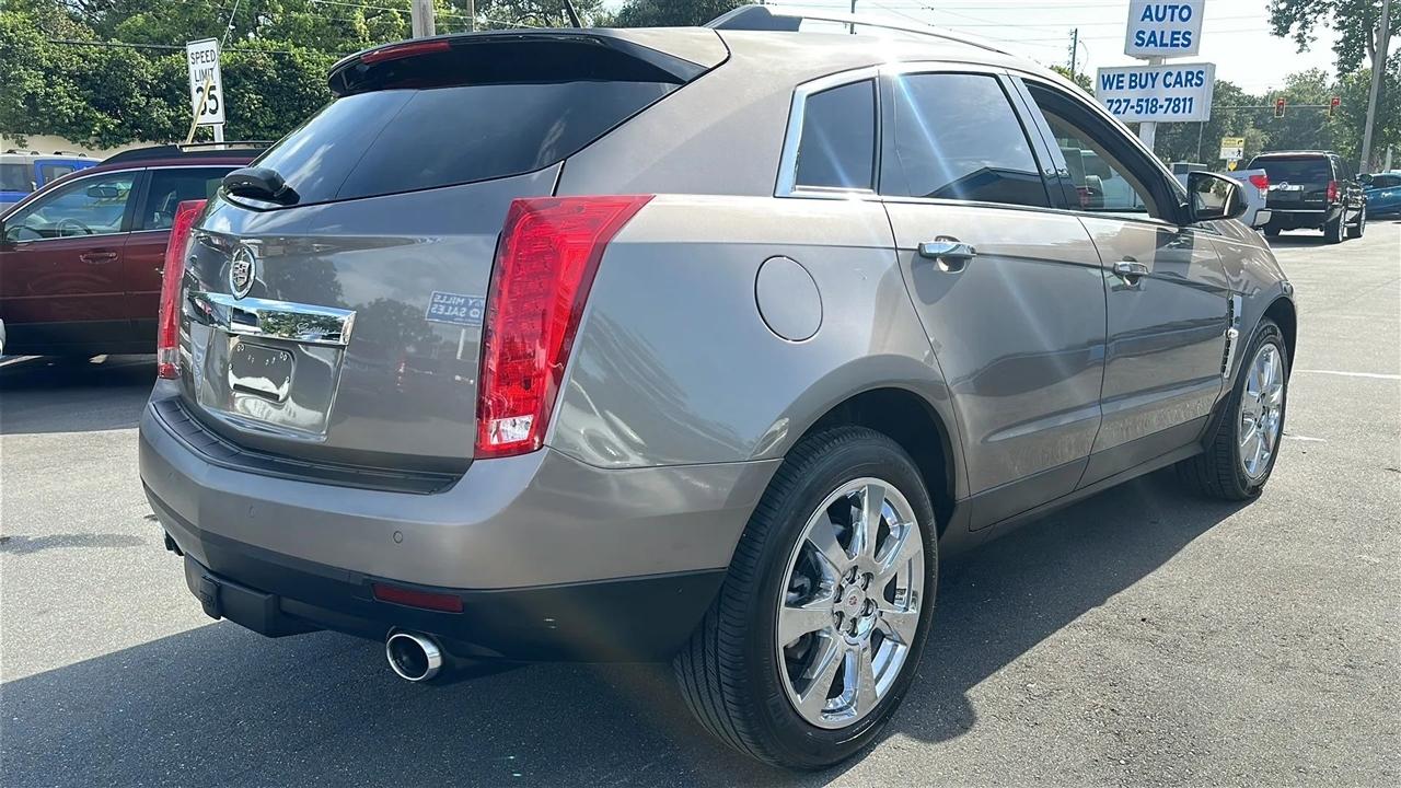 Cadillac SRX  2011