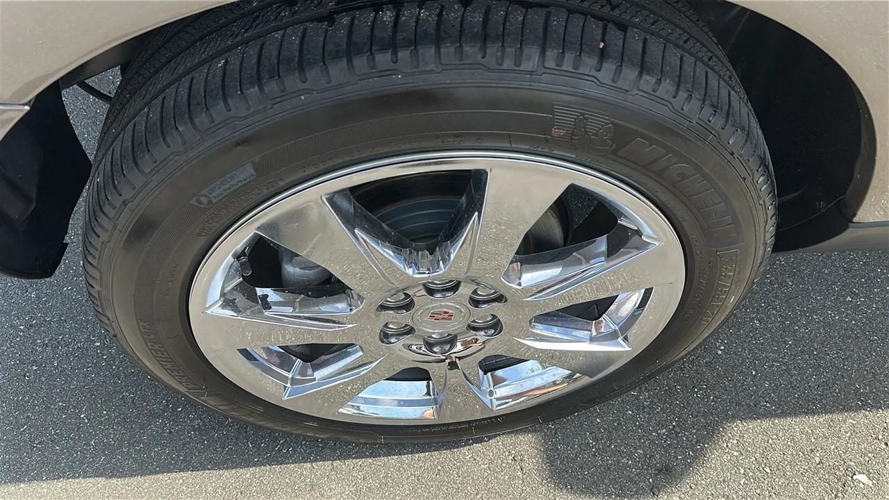 Cadillac SRX  2011