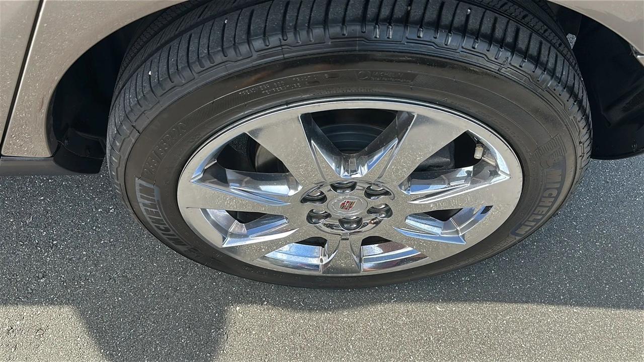 Cadillac SRX  2011