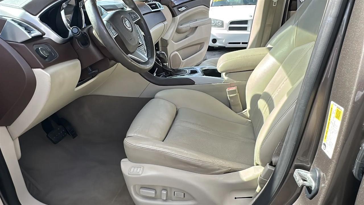 Cadillac SRX  2011