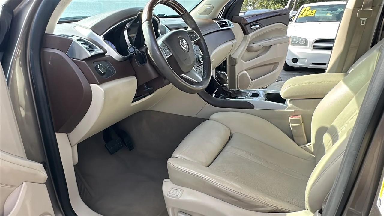 Cadillac SRX  2011