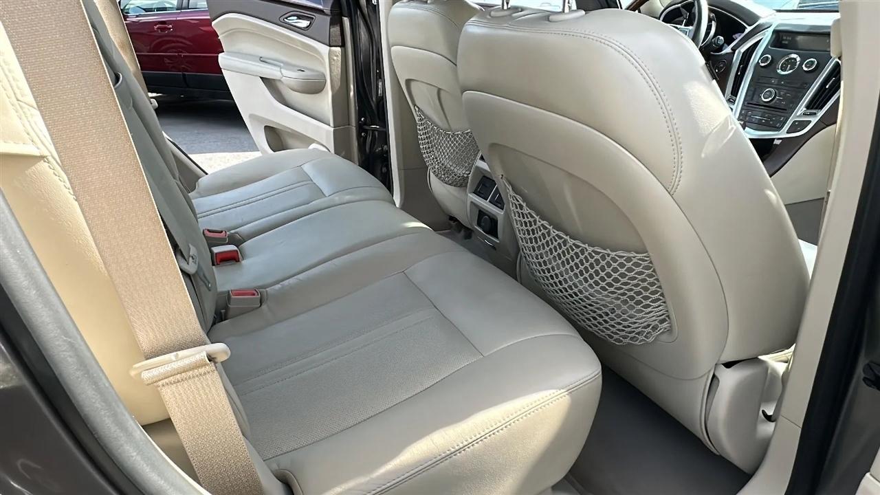 Cadillac SRX  2011