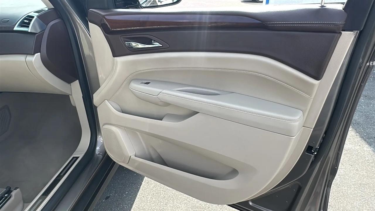 Cadillac SRX  2011