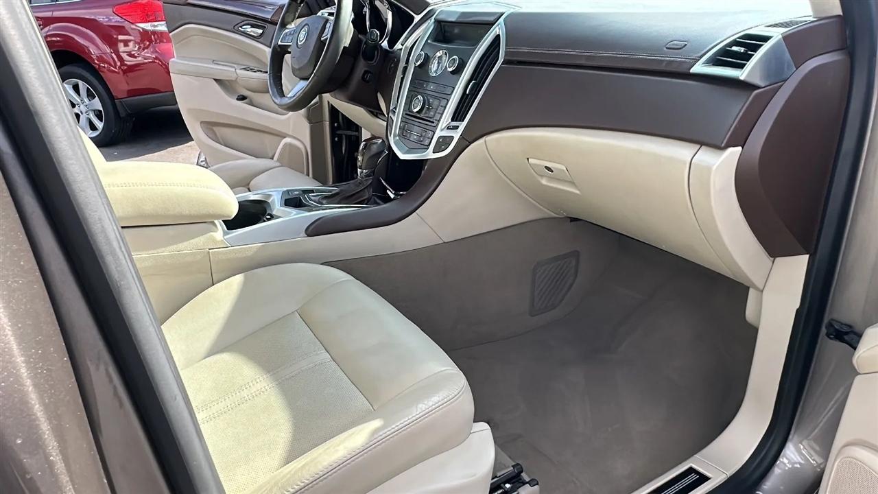 Cadillac SRX  2011