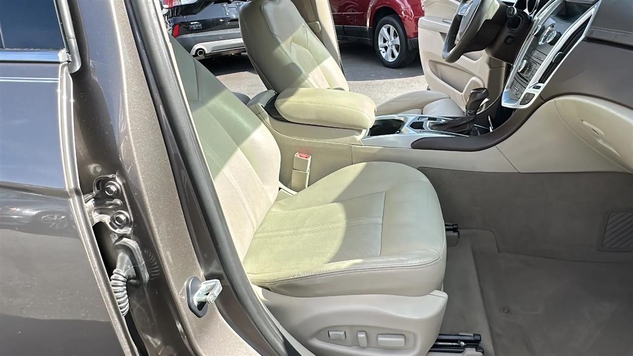 Cadillac SRX  2011