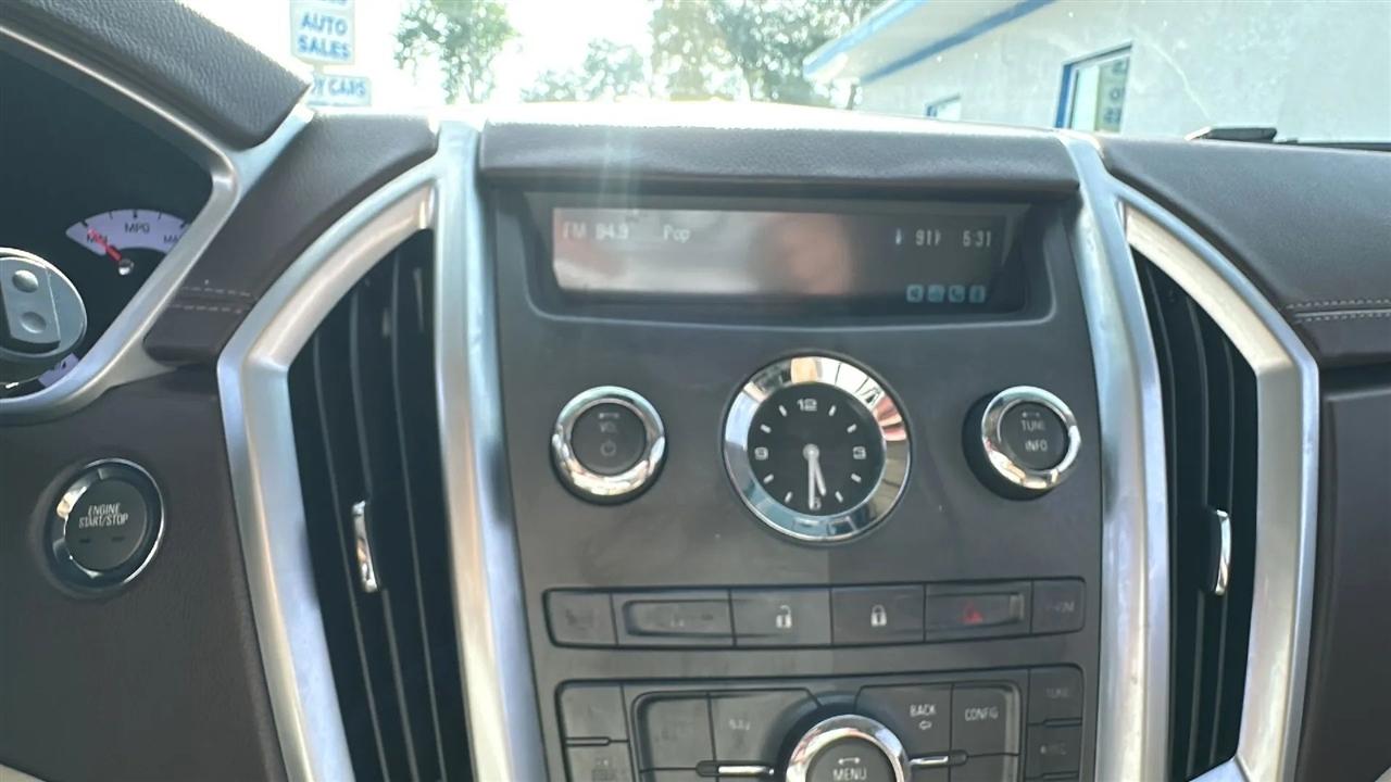 Cadillac SRX  2011