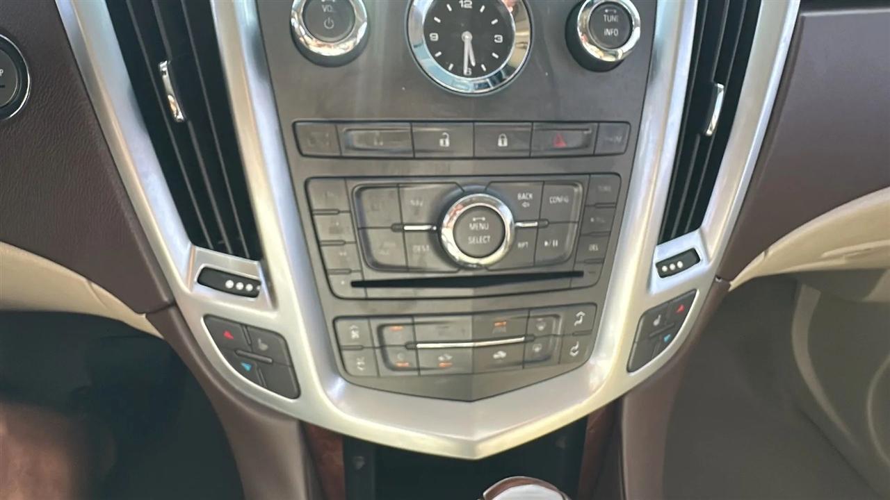 Cadillac SRX  2011