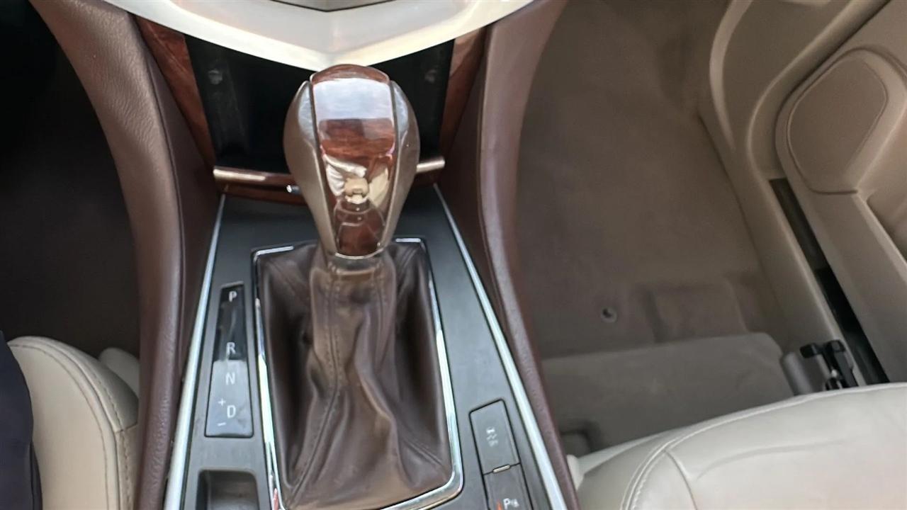 Cadillac SRX  2011