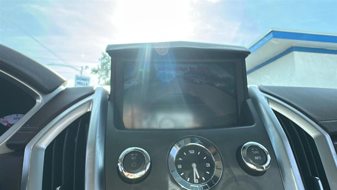 Cadillac SRX  2011