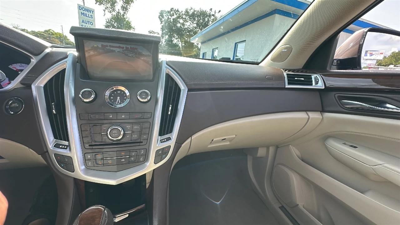Cadillac SRX  2011