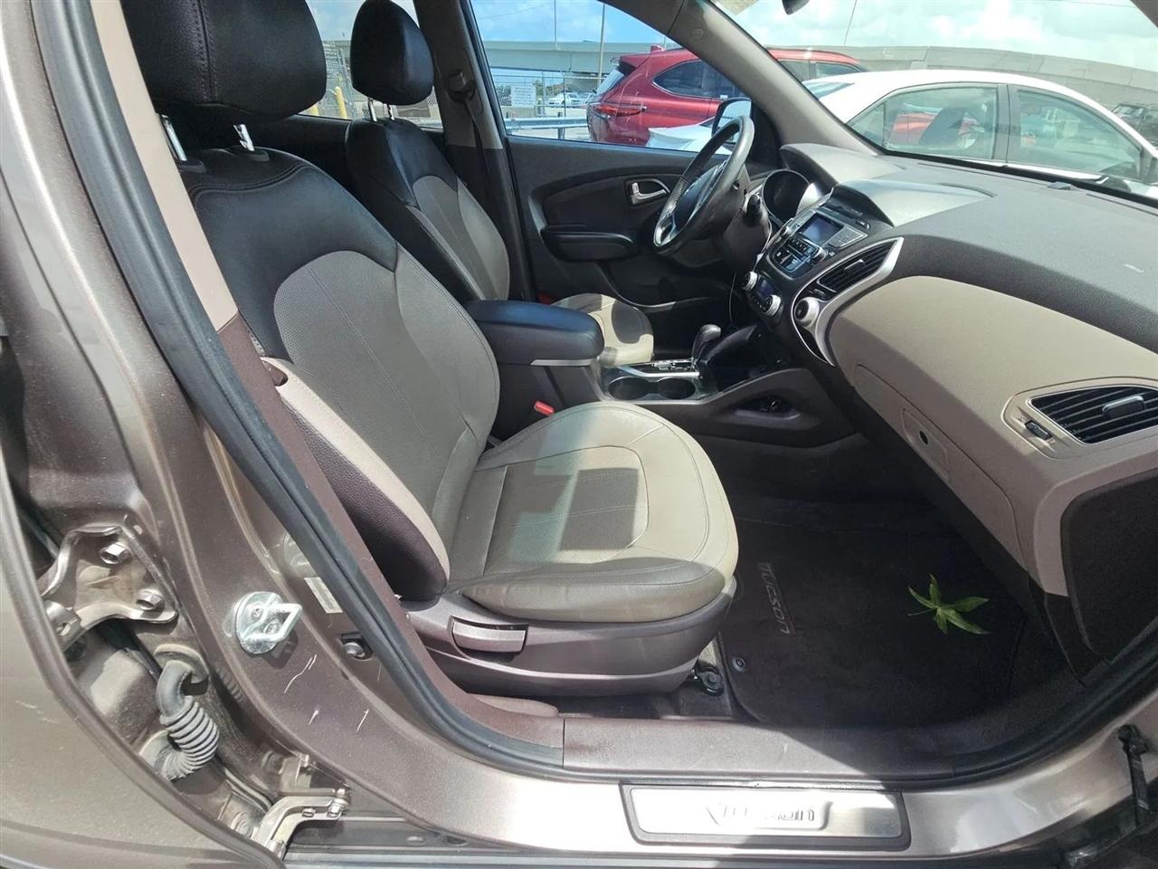 Hyundai Tucson FWD 4dr Auto Limited 2013