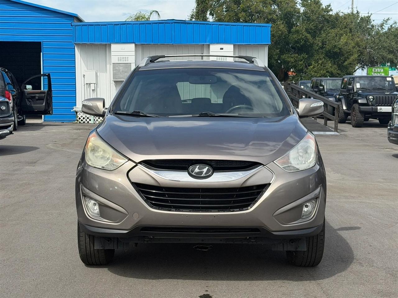 Hyundai Tucson  2013