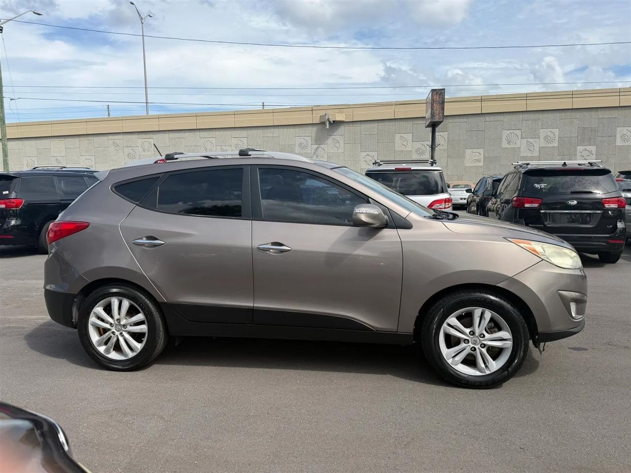 Hyundai Tucson  2013