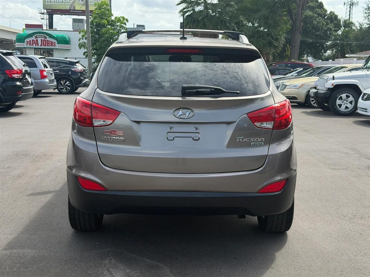 Hyundai Tucson  2013
