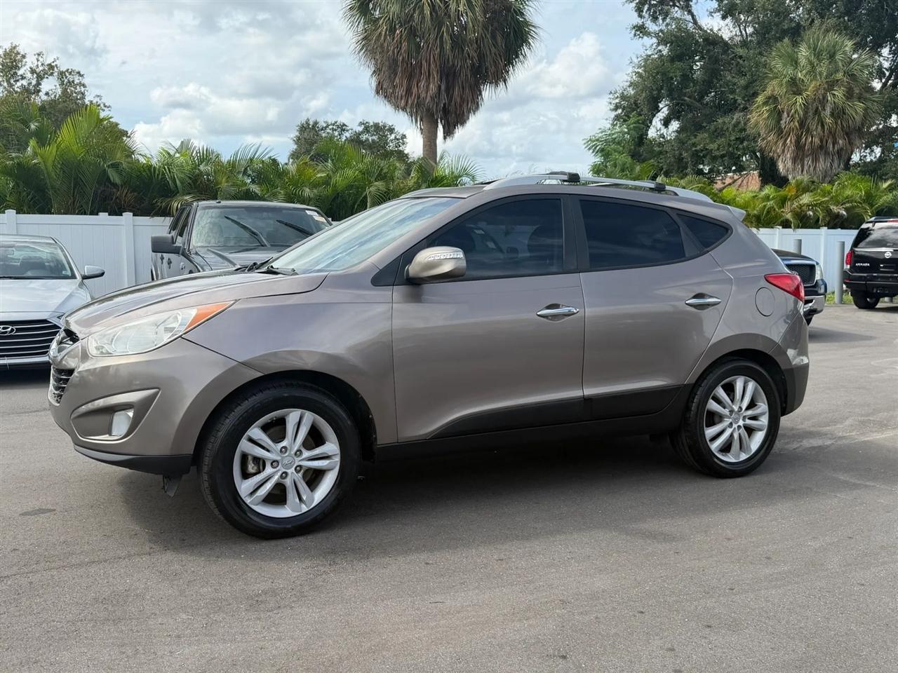 Hyundai Tucson  2013