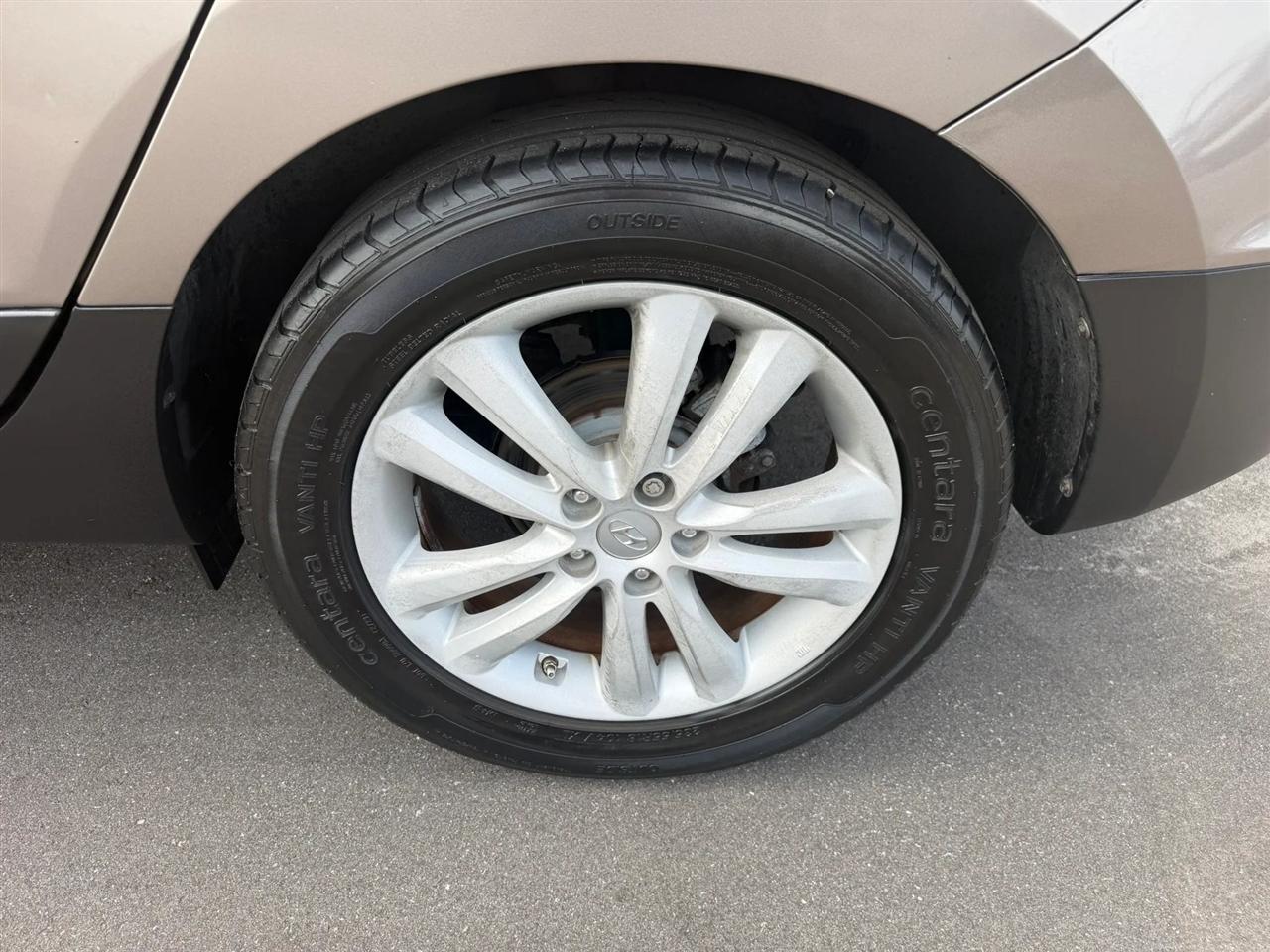 Hyundai Tucson  2013