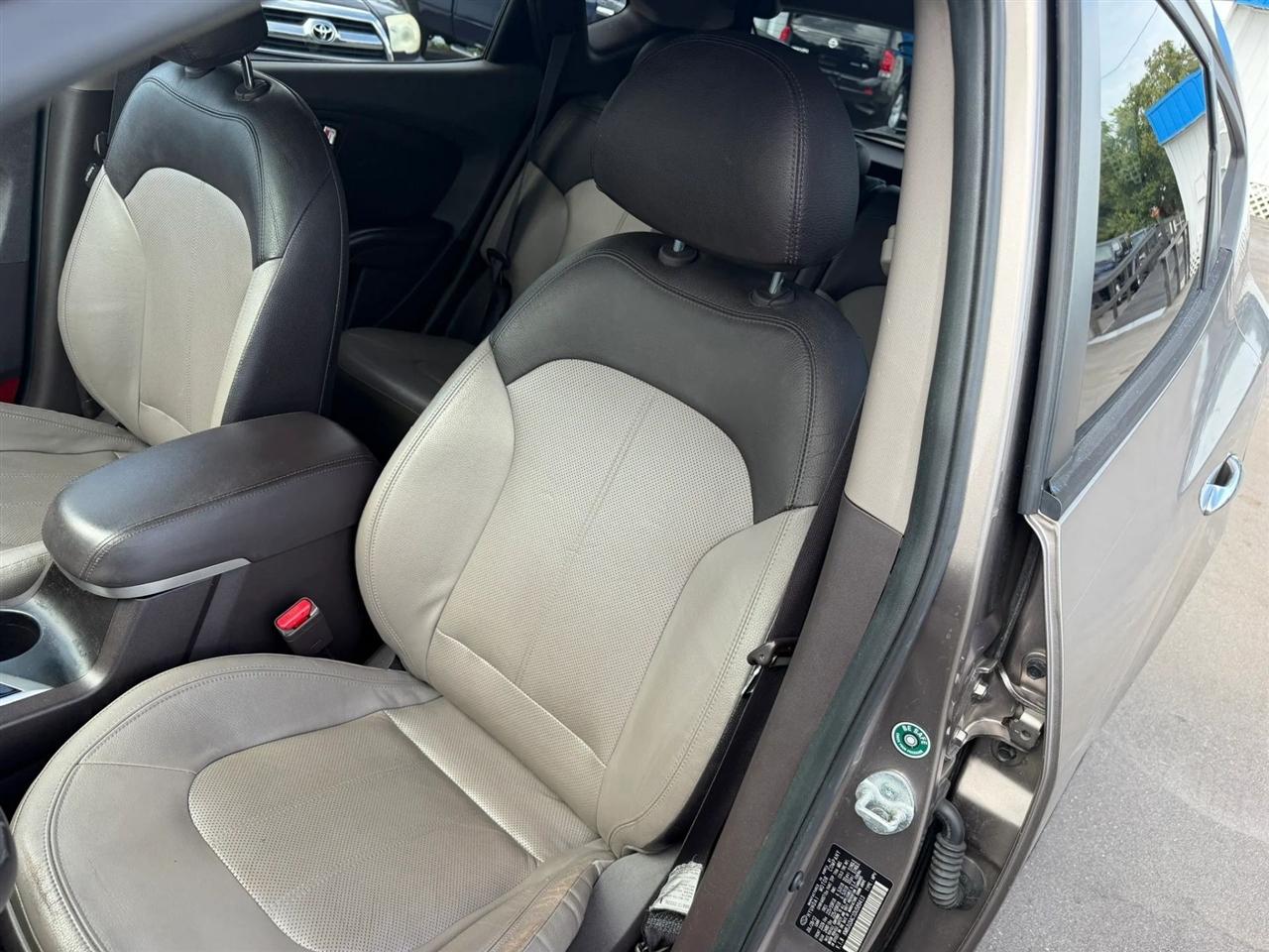 Hyundai Tucson  2013