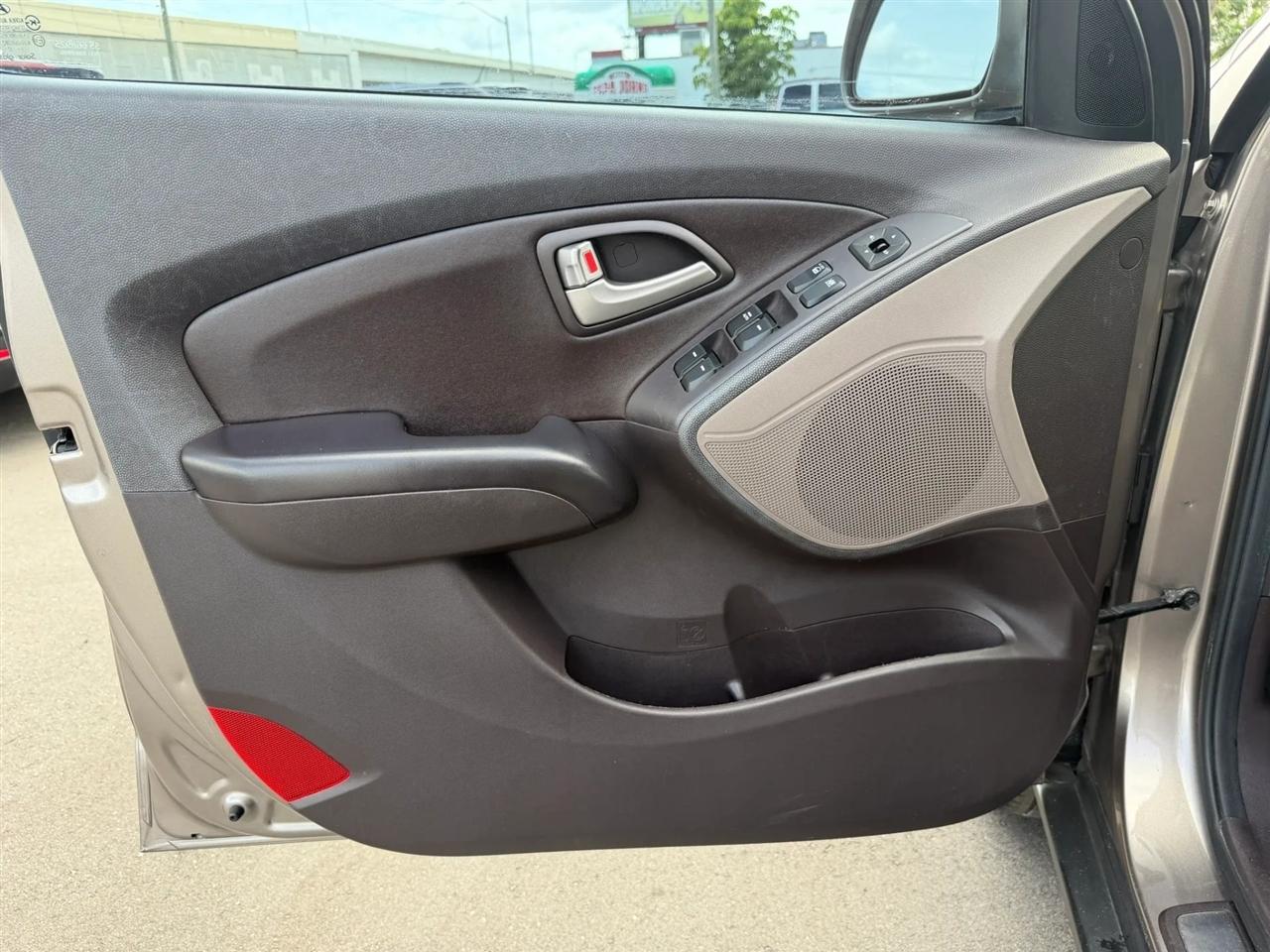 Hyundai Tucson  2013