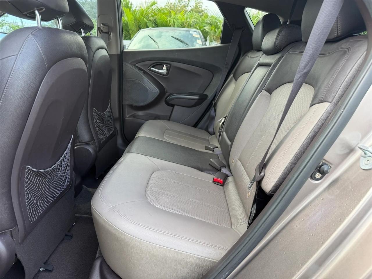 Hyundai Tucson  2013