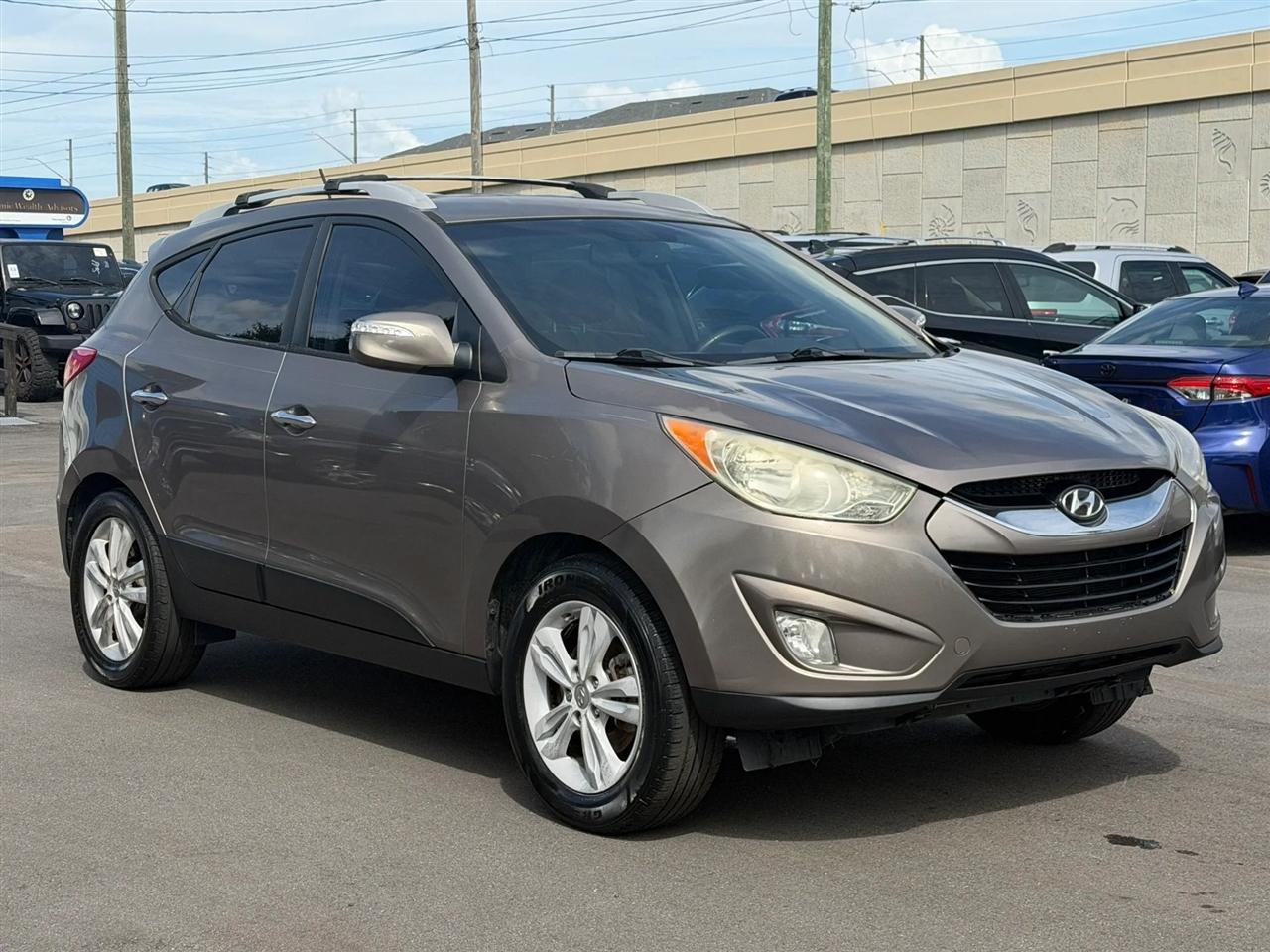 Hyundai Tucson  2013
