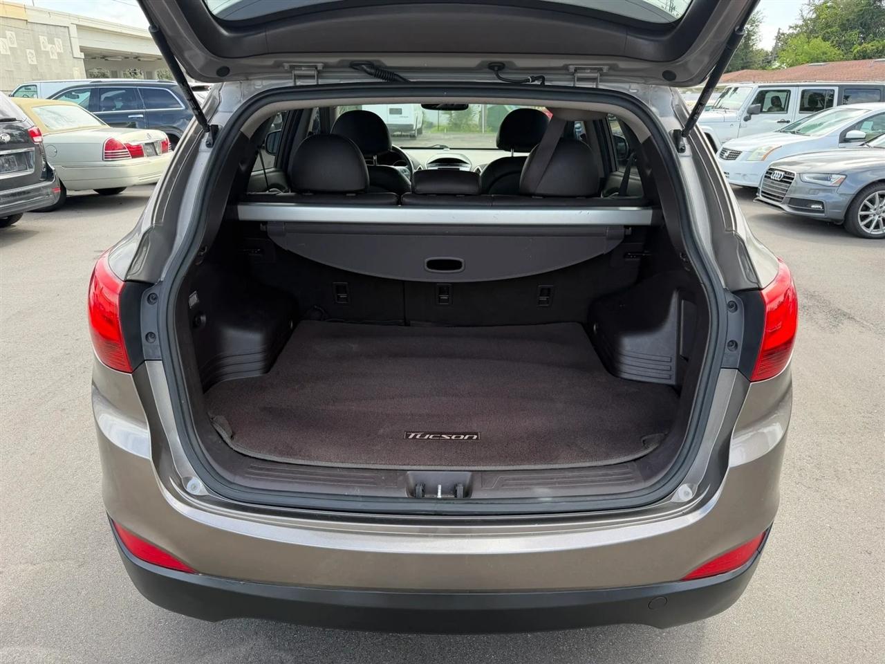 Hyundai Tucson  2013