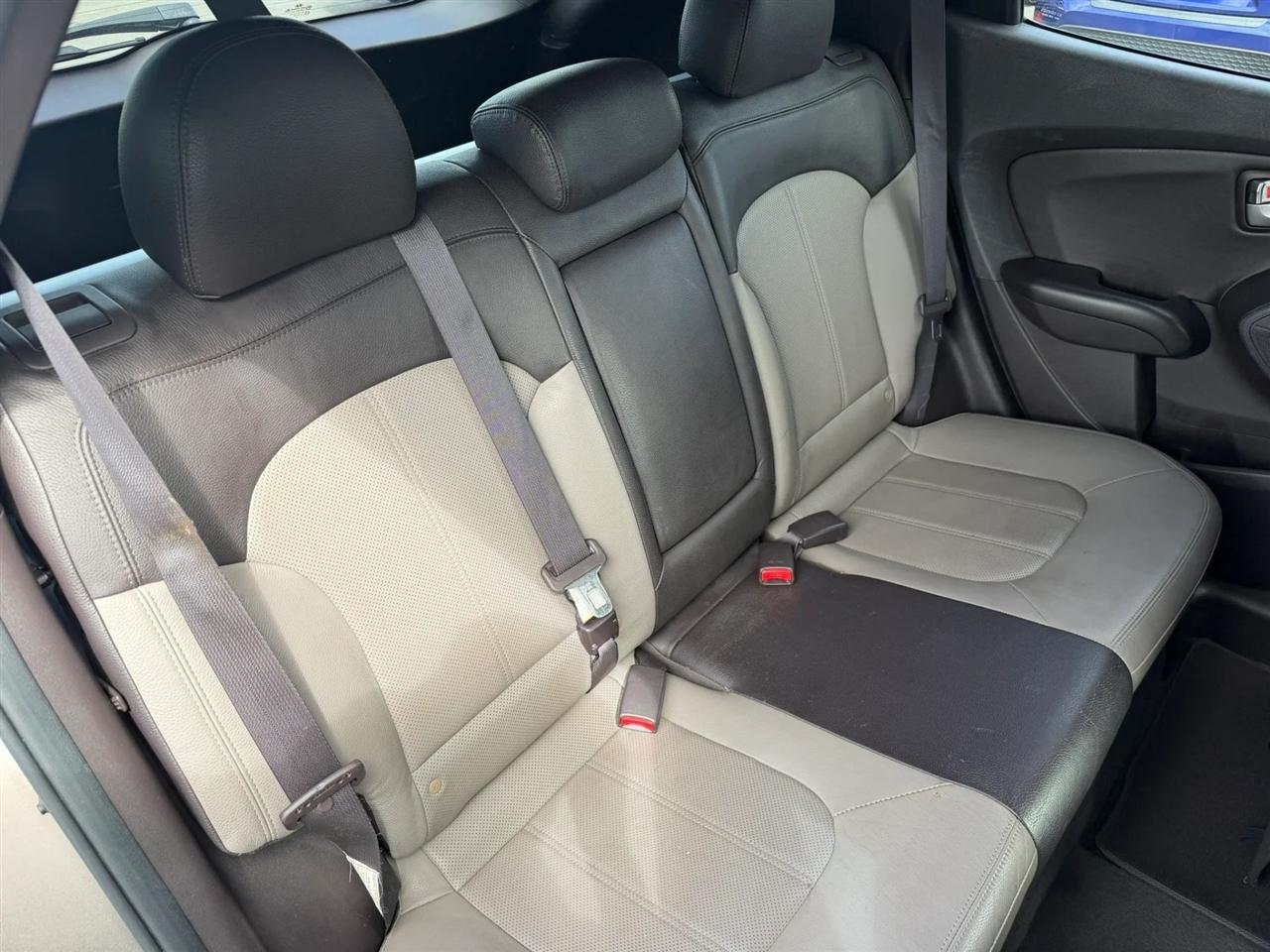 Hyundai Tucson  2013