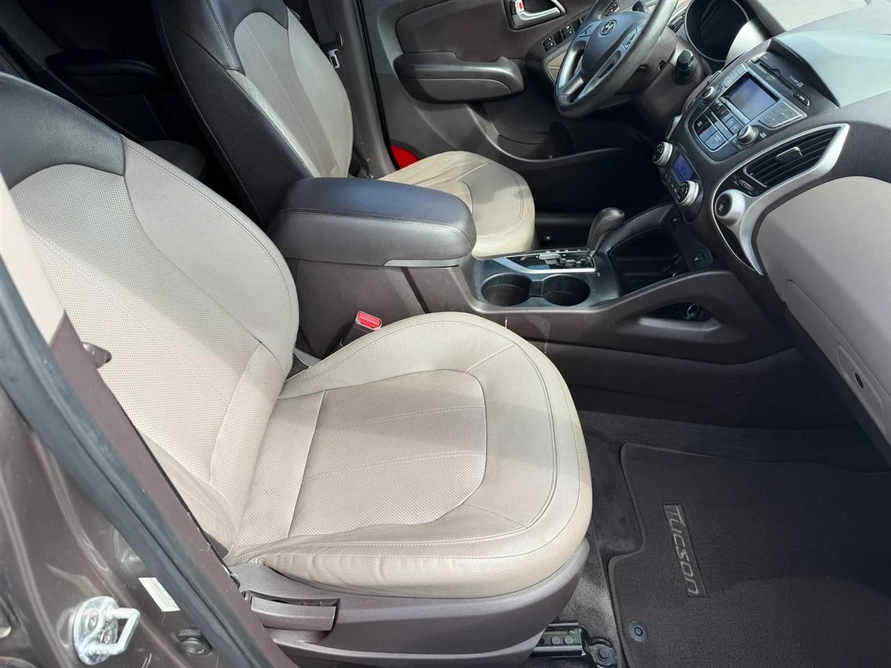 Hyundai Tucson  2013