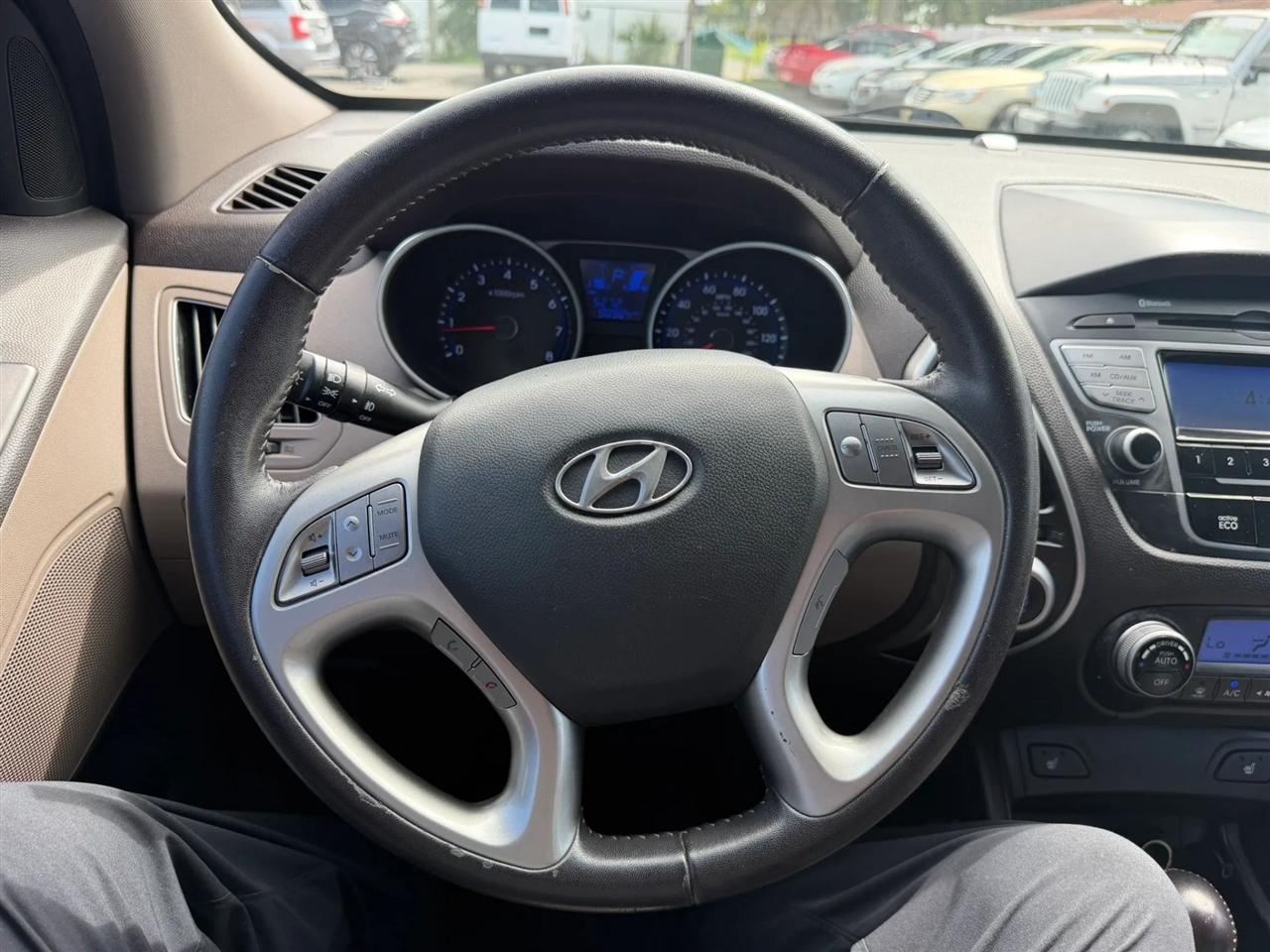 Hyundai Tucson  2013