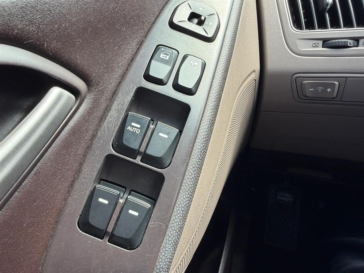 Hyundai Tucson  2013