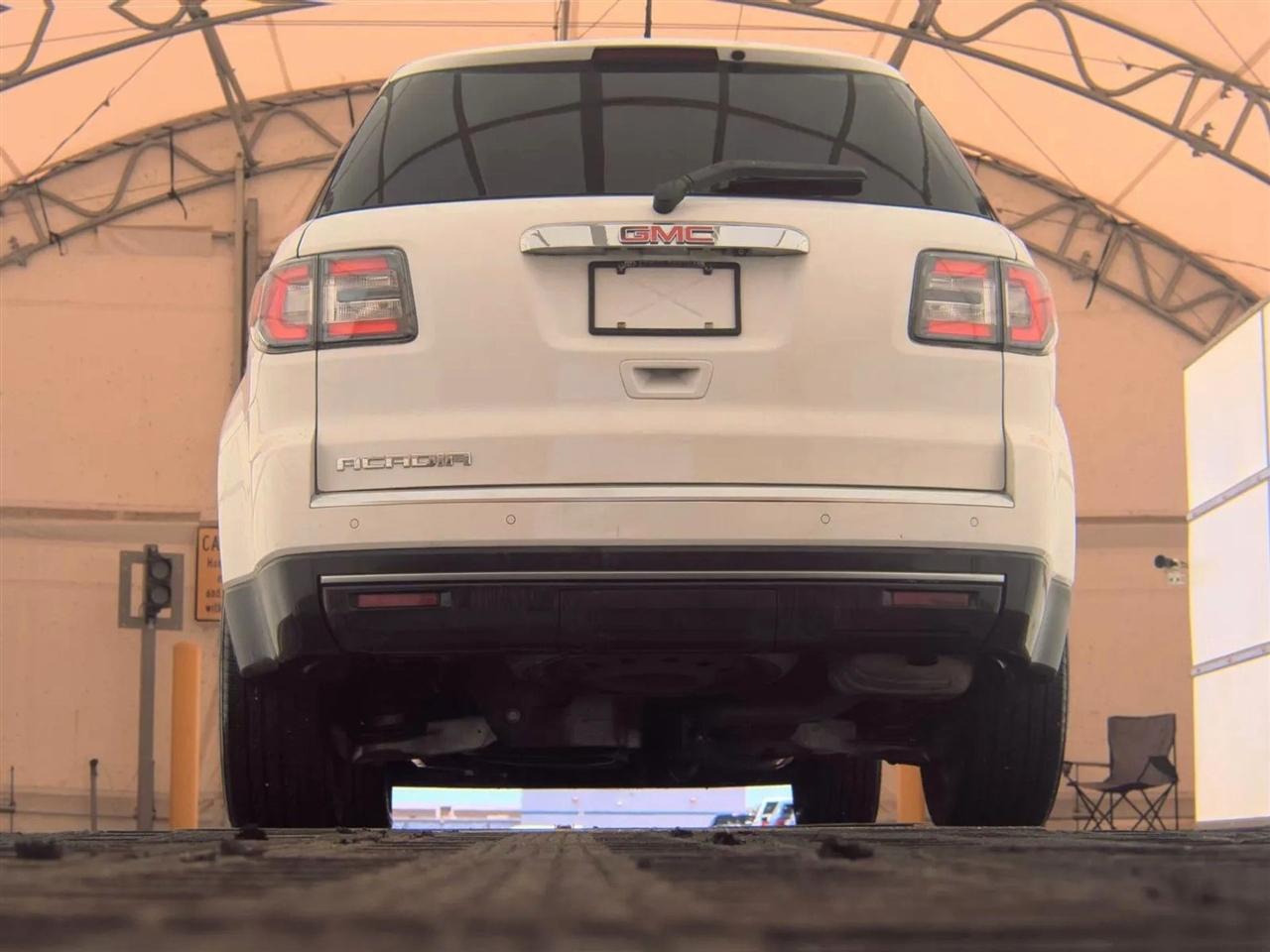 GMC Acadia FWD 4dr SLE w/SLE-2 2016
