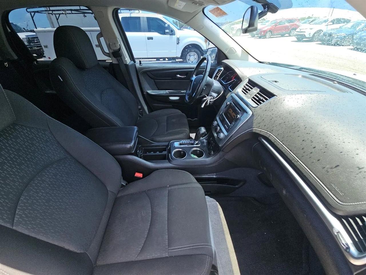 GMC Acadia FWD 4dr SLE w/SLE-2 2016